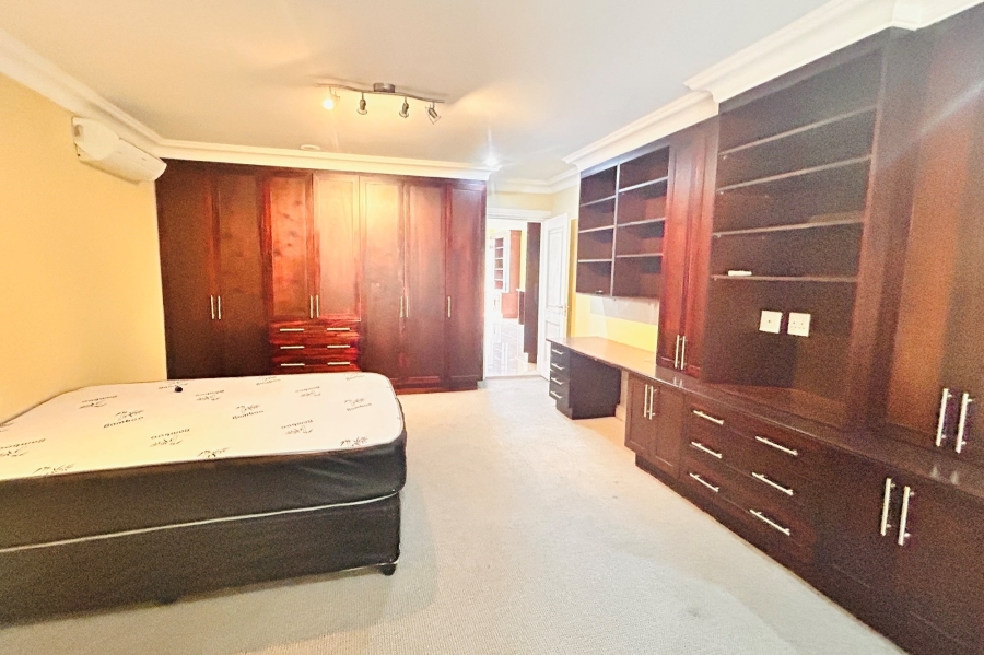 4 Bedroom Property for Sale in Waterkloof Park Gauteng
