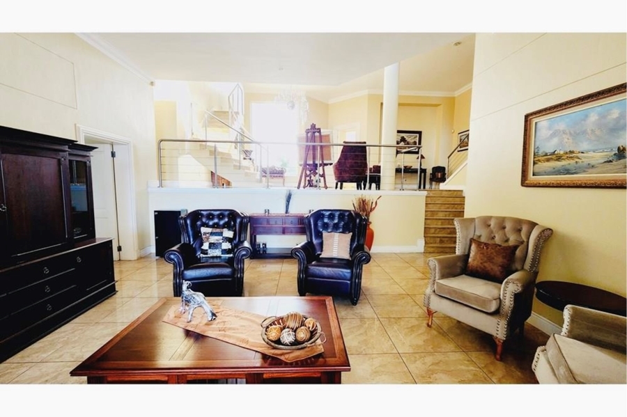 4 Bedroom Property for Sale in Waterkloof Park Gauteng