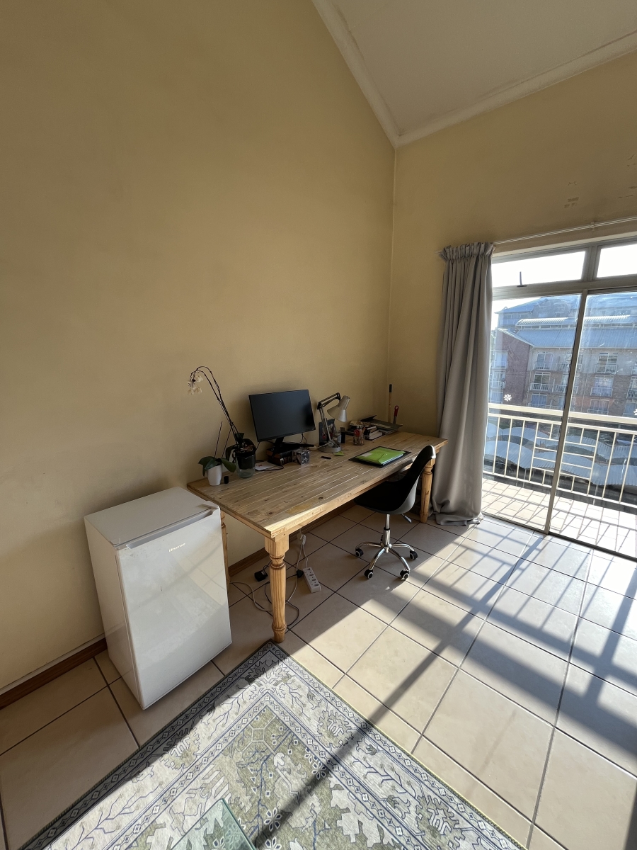 1 Bedroom Property for Sale in Hillcrest Gauteng