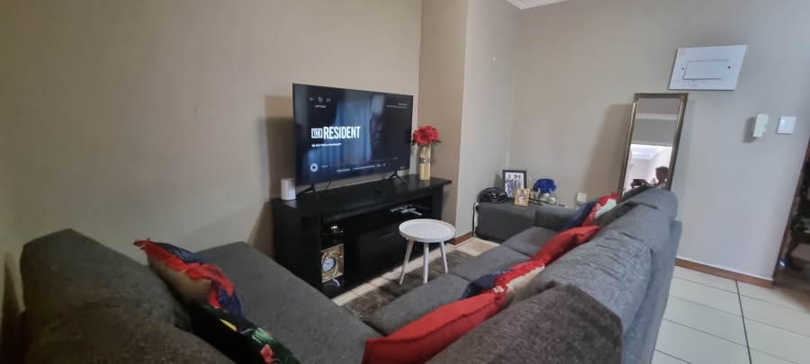 2 Bedroom Property for Sale in Hillcrest Gauteng