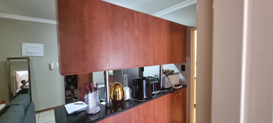 2 Bedroom Property for Sale in Hillcrest Gauteng