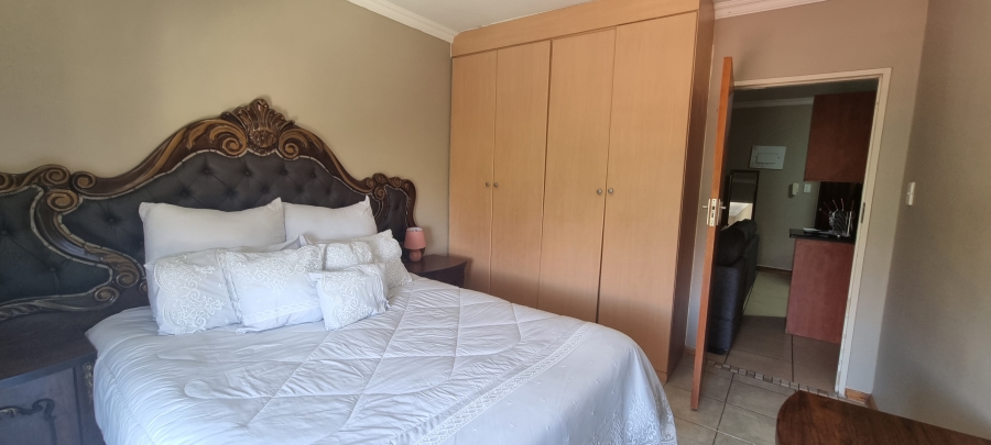 2 Bedroom Property for Sale in Hillcrest Gauteng
