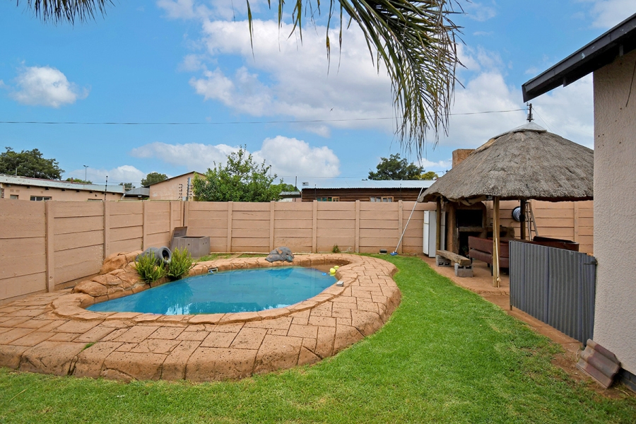 3 Bedroom Property for Sale in Randgate Gauteng