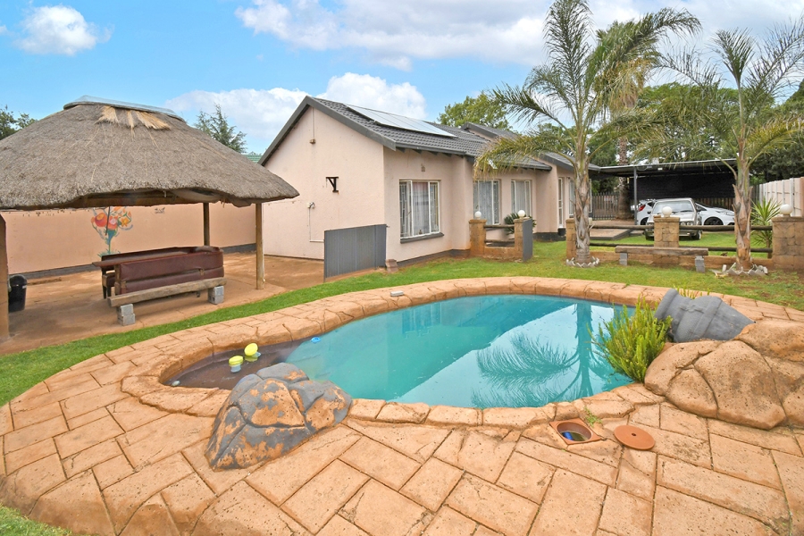 3 Bedroom Property for Sale in Randgate Gauteng