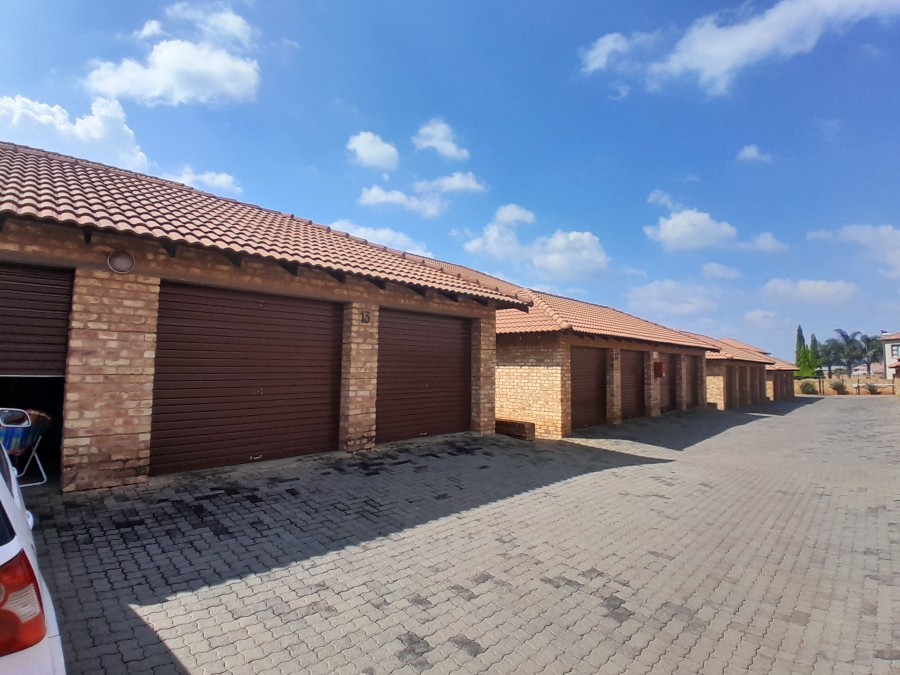 3 Bedroom Property for Sale in Montana Gauteng