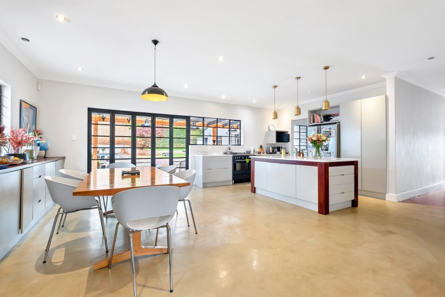3 Bedroom Property for Sale in Greenside Gauteng