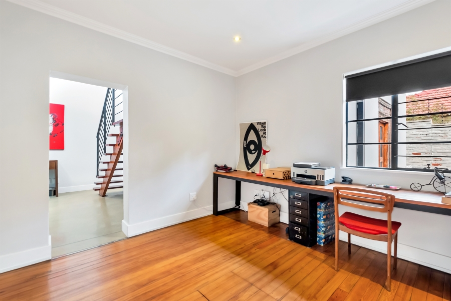 3 Bedroom Property for Sale in Greenside Gauteng
