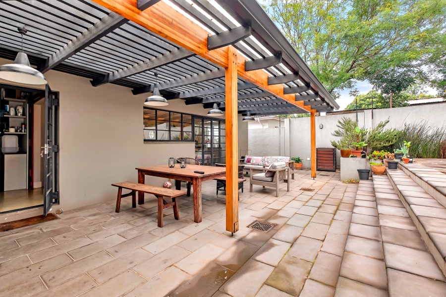 3 Bedroom Property for Sale in Greenside Gauteng