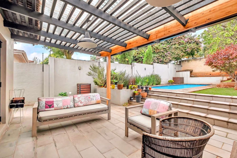 3 Bedroom Property for Sale in Greenside Gauteng