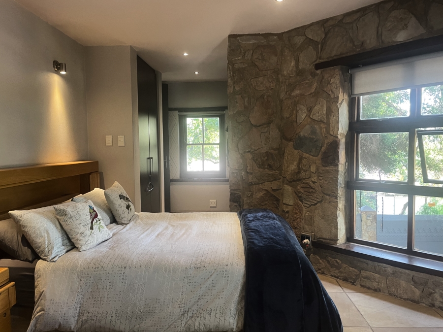2 Bedroom Property for Sale in Ashlea Gardens Gauteng