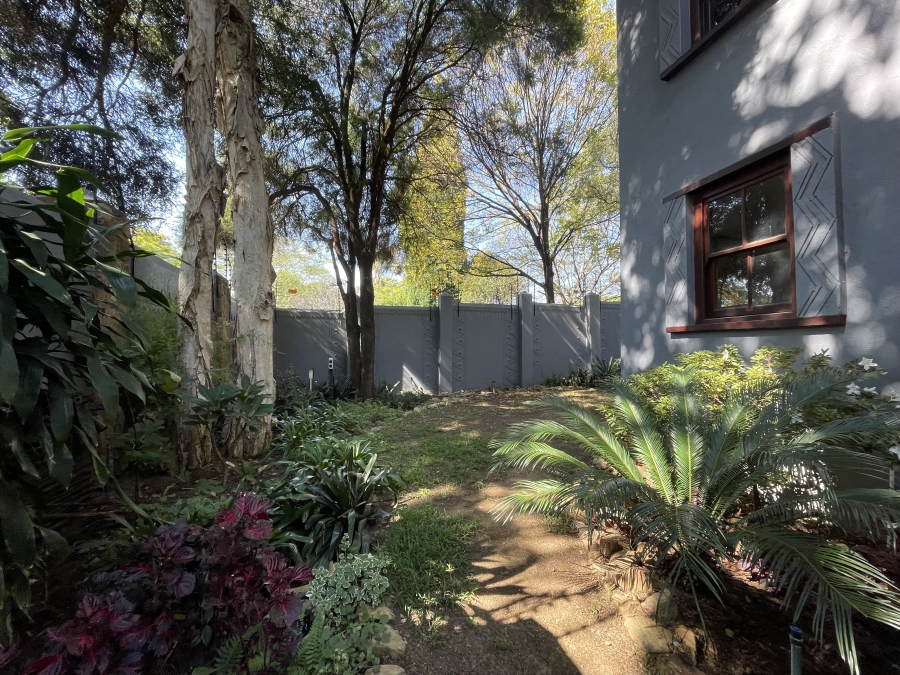 2 Bedroom Property for Sale in Ashlea Gardens Gauteng
