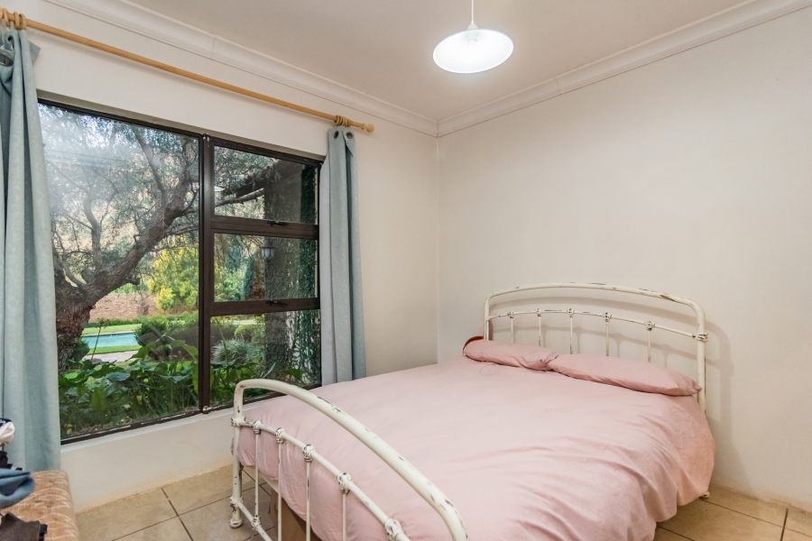 4 Bedroom Property for Sale in Kloofendal Gauteng