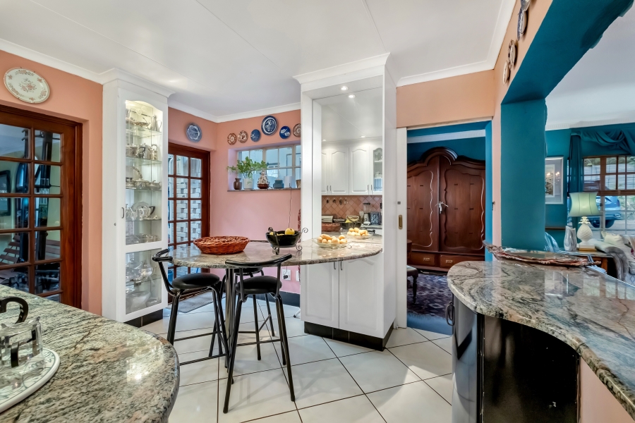 4 Bedroom Property for Sale in Parktown North Gauteng