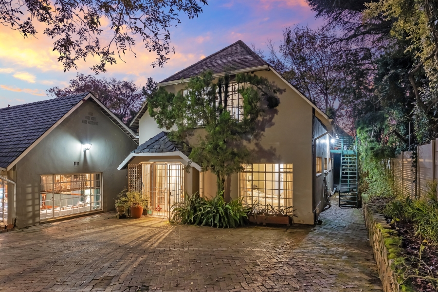 4 Bedroom Property for Sale in Parktown North Gauteng
