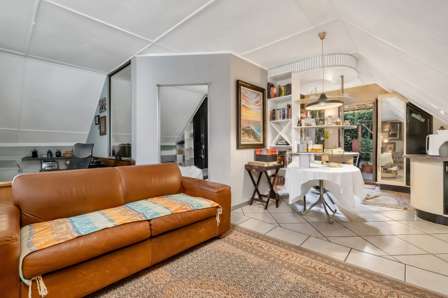 4 Bedroom Property for Sale in Parktown North Gauteng
