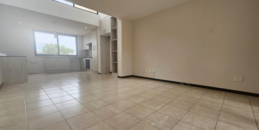1 Bedroom Property for Sale in Lombardy Estate Gauteng