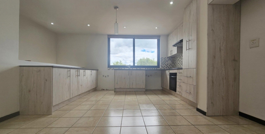 1 Bedroom Property for Sale in Lombardy Estate Gauteng