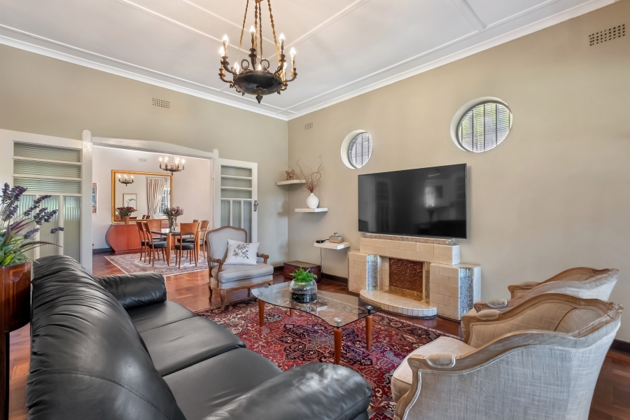 4 Bedroom Property for Sale in Greenside Gauteng