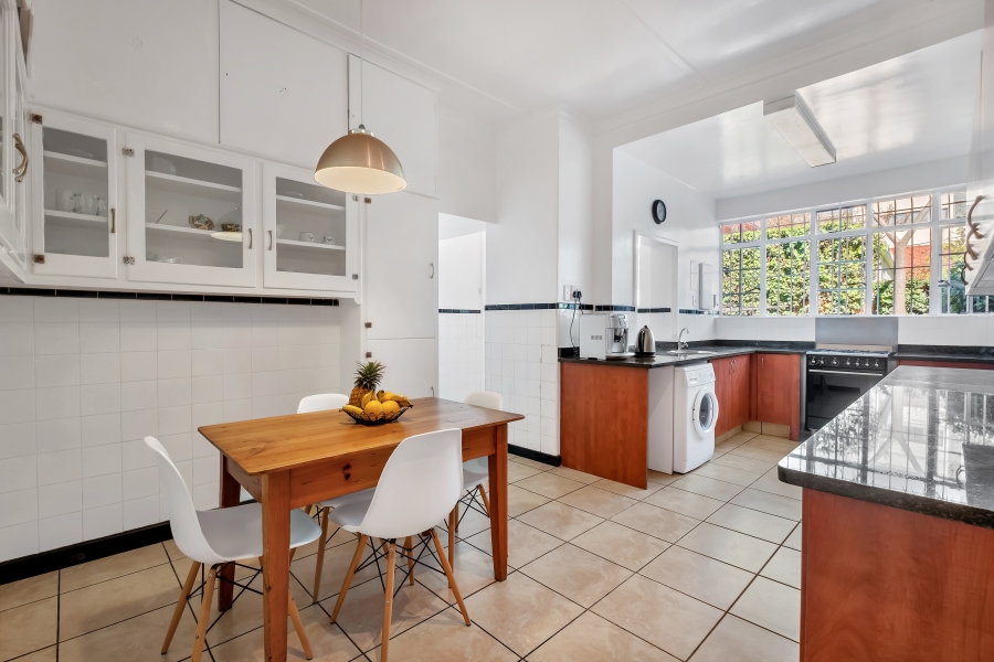 4 Bedroom Property for Sale in Greenside Gauteng