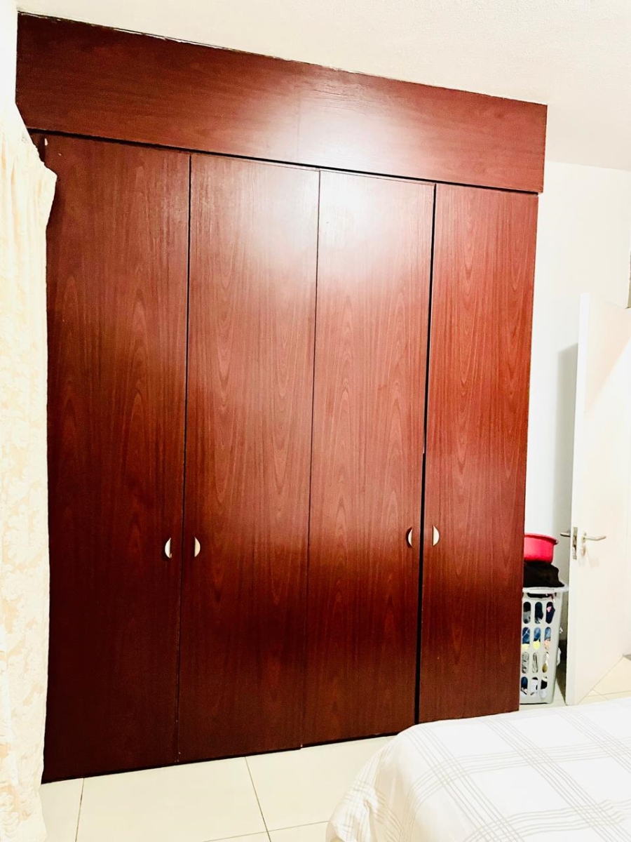 2 Bedroom Property for Sale in Midridge Park Gauteng