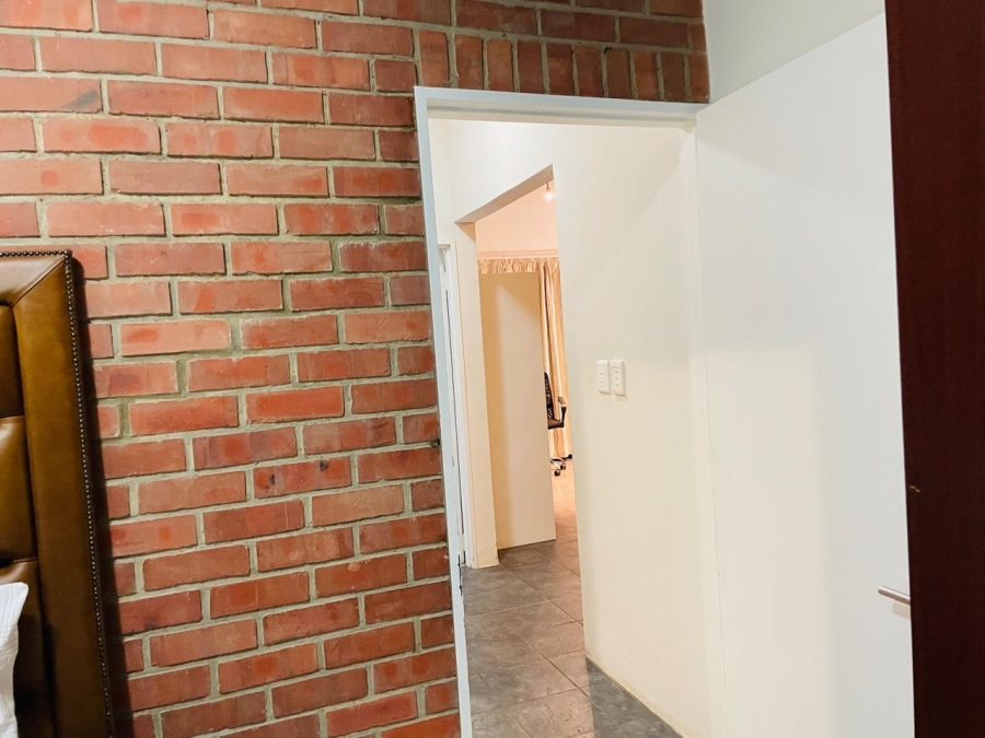 2 Bedroom Property for Sale in Midridge Park Gauteng