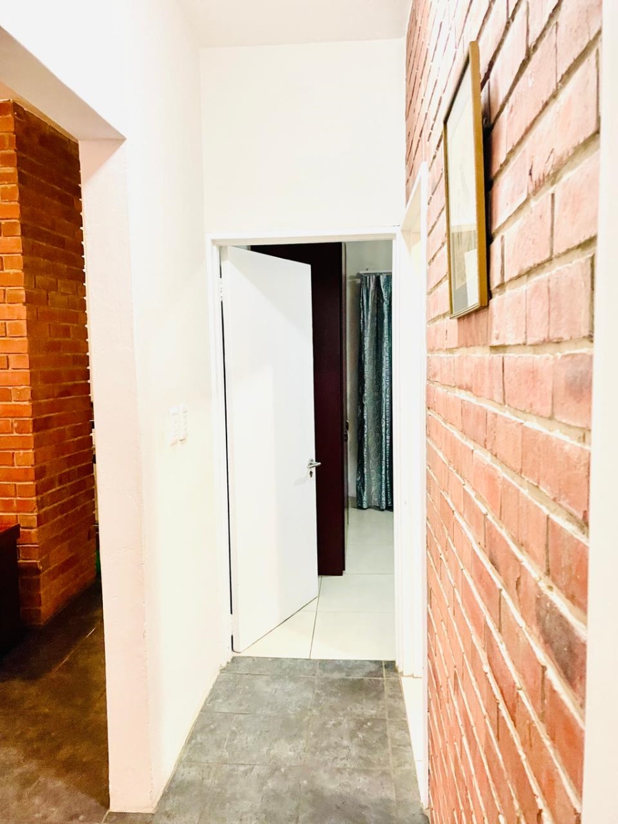 2 Bedroom Property for Sale in Midridge Park Gauteng
