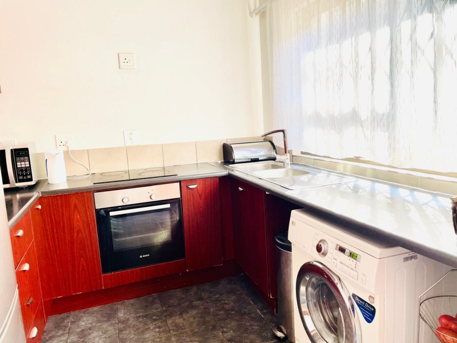 2 Bedroom Property for Sale in Midridge Park Gauteng