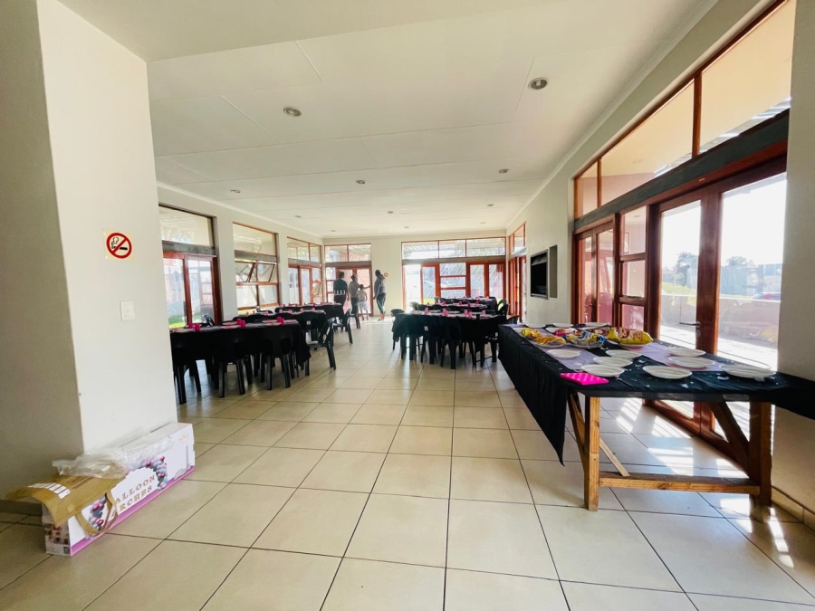 2 Bedroom Property for Sale in Midridge Park Gauteng