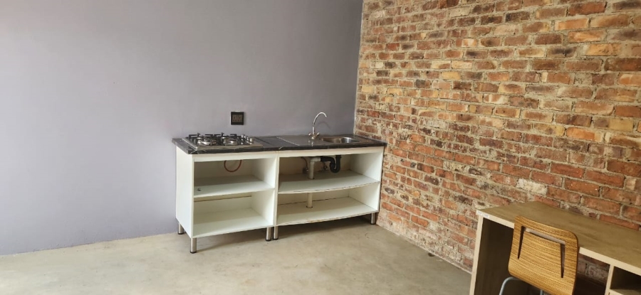 1 Bedroom Property for Sale in Glen Austin Gauteng