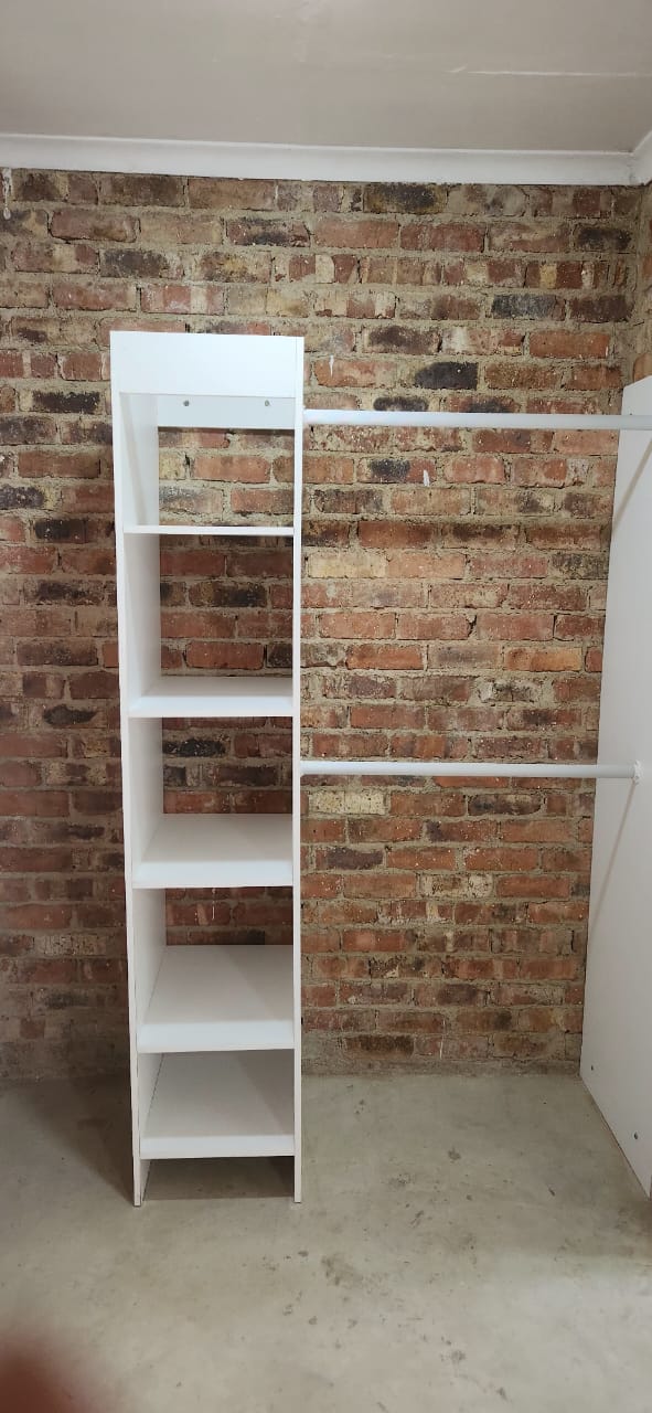 1 Bedroom Property for Sale in Glen Austin Gauteng