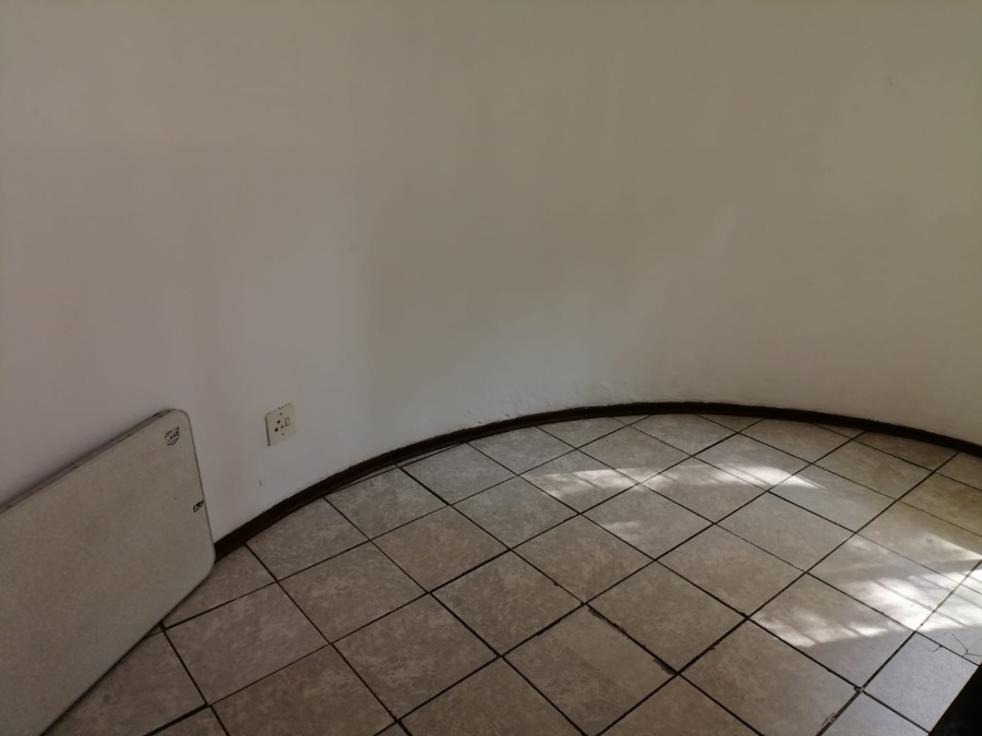 2 Bedroom Property for Sale in Hatfield Gauteng