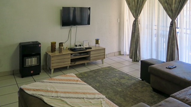 2 Bedroom Property for Sale in Erand Gardens Gauteng