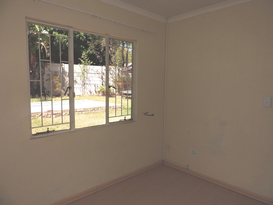 To Let 5 Bedroom Property for Rent in Strubensvallei Gauteng