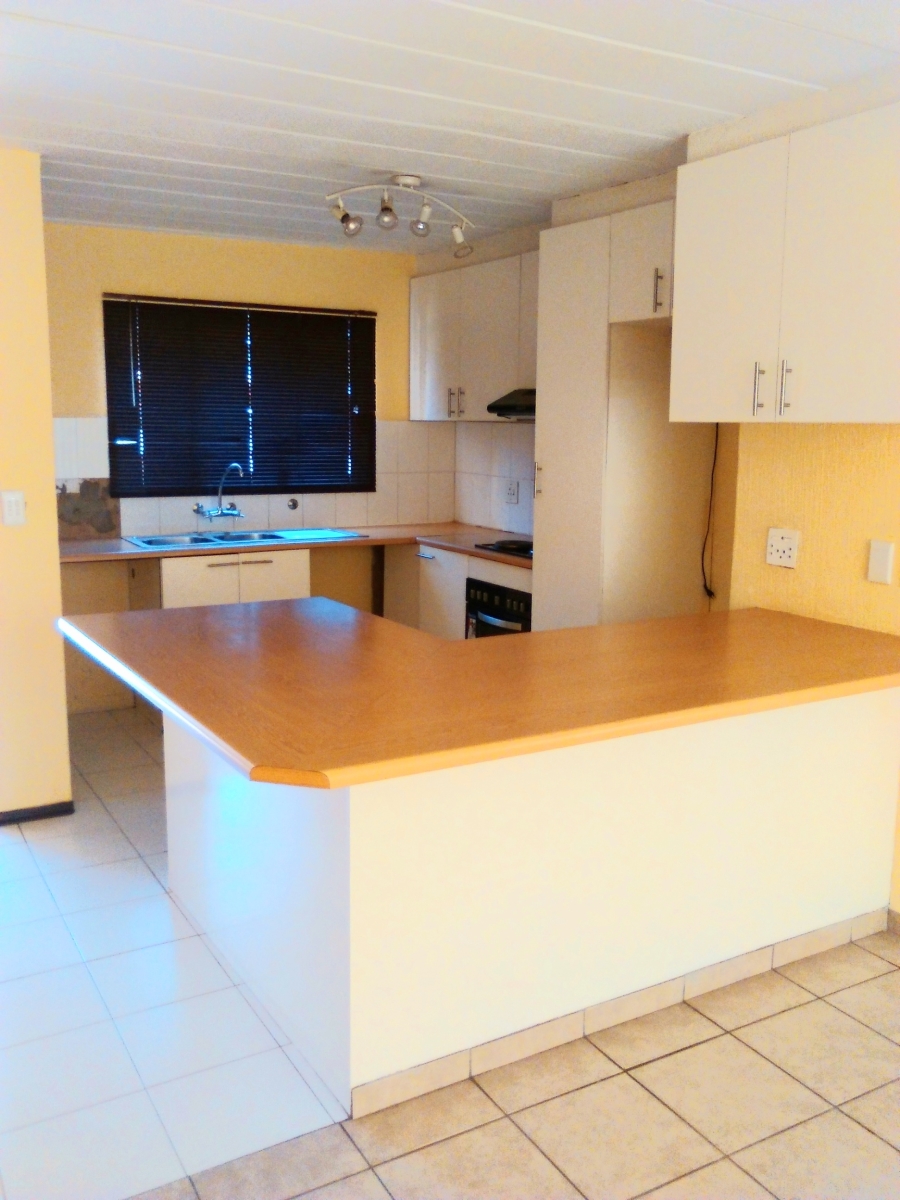 2 Bedroom Property for Sale in Malanshof Gauteng