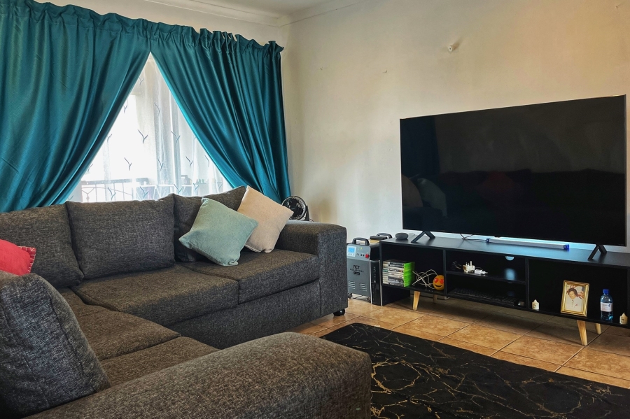 2 Bedroom Property for Sale in Florida Glen Gauteng