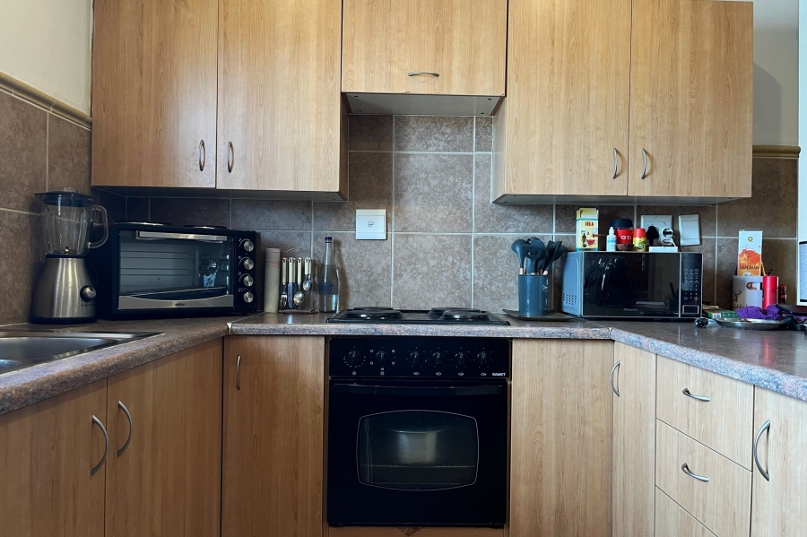 2 Bedroom Property for Sale in Florida Glen Gauteng