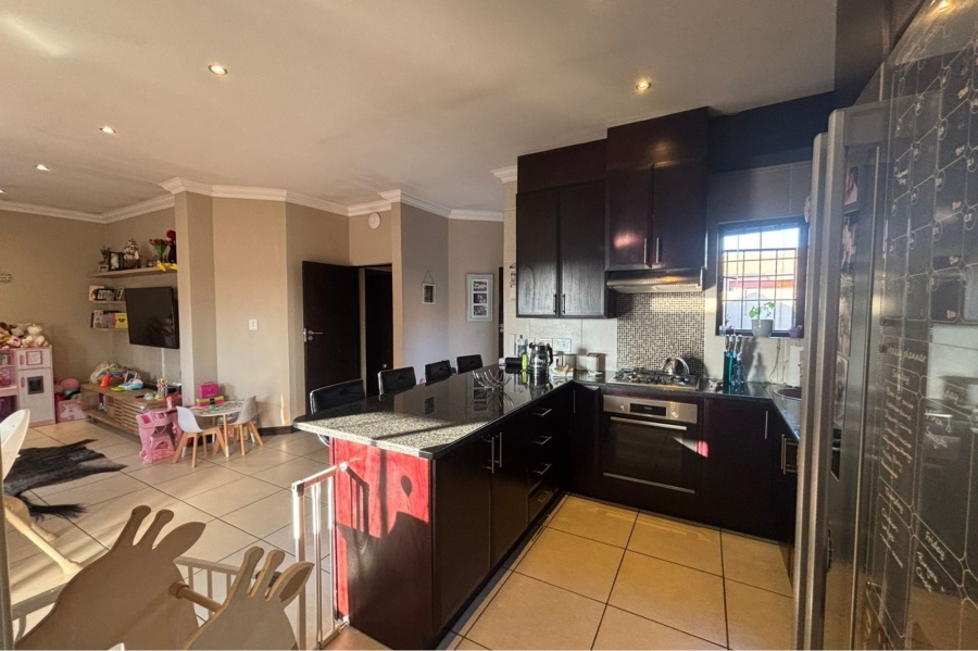 3 Bedroom Property for Sale in Thatchfield Estate Gauteng