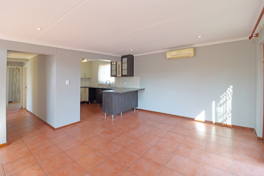 4 Bedroom Property for Sale in Barbeque Downs Gauteng