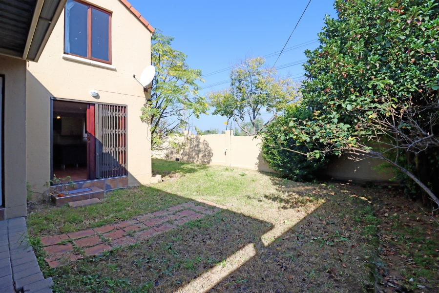 4 Bedroom Property for Sale in Barbeque Downs Gauteng