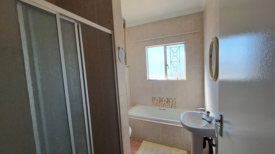 4 Bedroom Property for Sale in Jordaan Park Gauteng