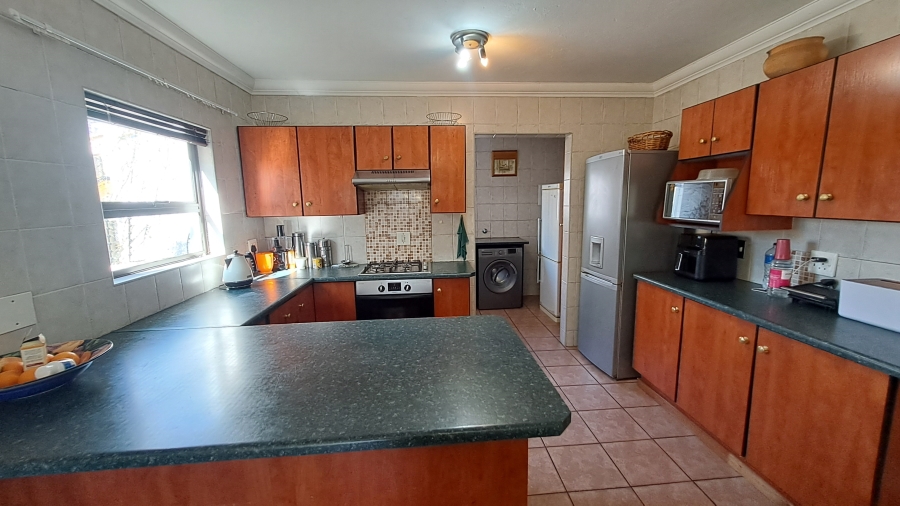 4 Bedroom Property for Sale in Jordaan Park Gauteng