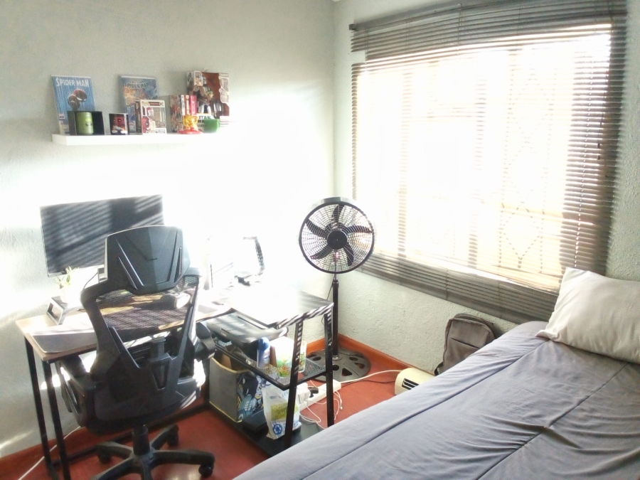 3 Bedroom Property for Sale in Rosettenville Gauteng