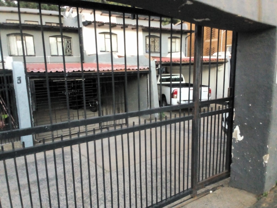 3 Bedroom Property for Sale in Rosettenville Gauteng