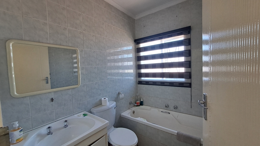 3 Bedroom Property for Sale in Jordaan Park Gauteng