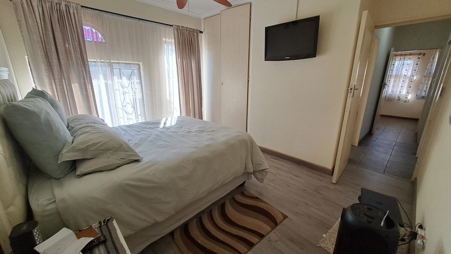 3 Bedroom Property for Sale in Jordaan Park Gauteng