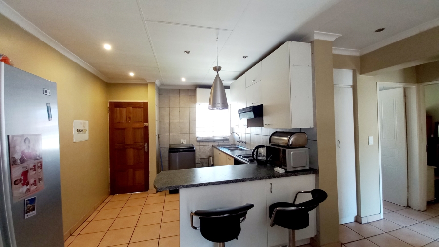 2 Bedroom Property for Sale in Parkdene Gauteng