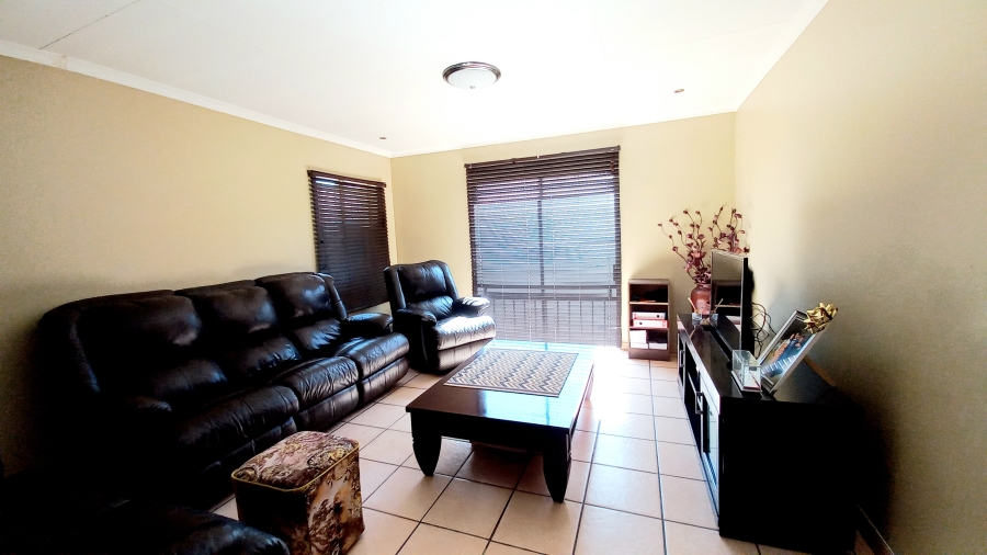 2 Bedroom Property for Sale in Parkdene Gauteng