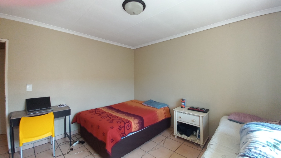 2 Bedroom Property for Sale in Parkdene Gauteng