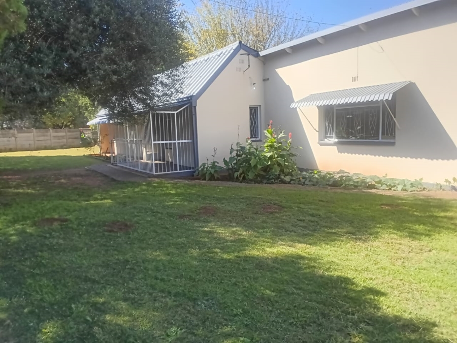 3 Bedroom Property for Sale in Meyerton Central Gauteng