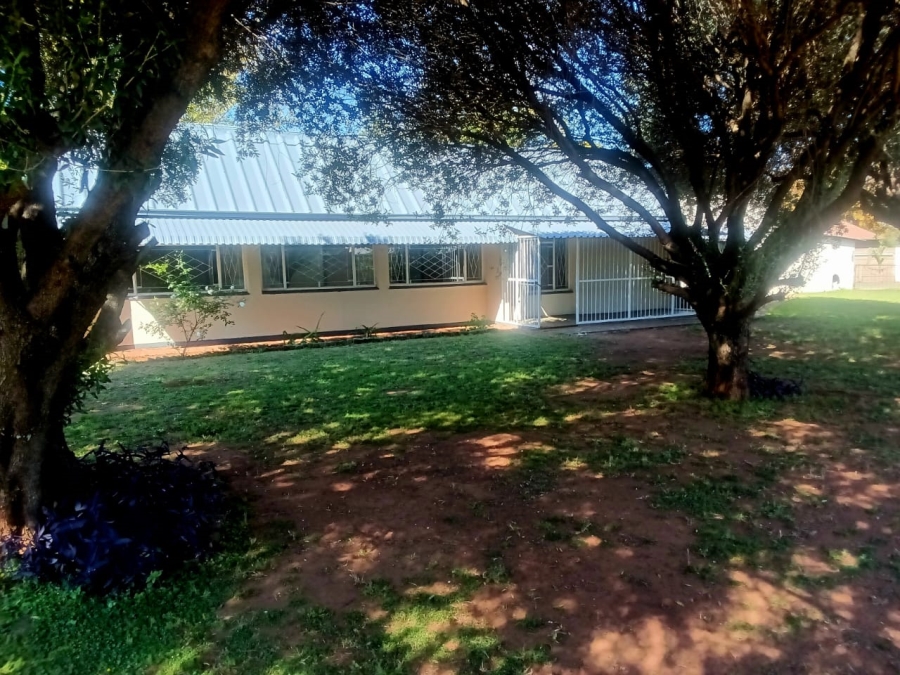3 Bedroom Property for Sale in Meyerton Central Gauteng